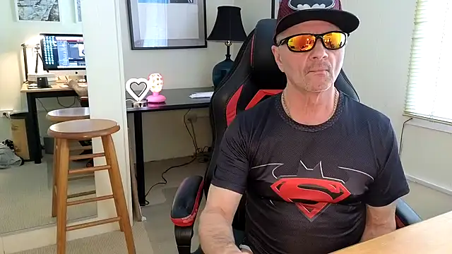Snapshot of hotdadbod chatting on 20, 2, 2025 hotdadbod online show from 20, 2, 2025