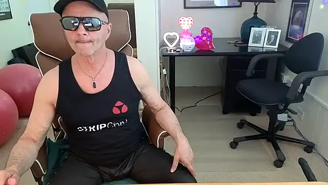 hotdadbod online show from 19, 4, 2026