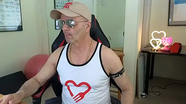 Snapshot of hotdadbod chatting on 16, 3, 2025 hotdadbod online show from 16, 3, 2025