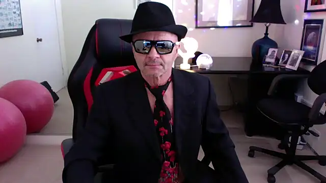 Snapshot of hotdadbod chatting on 9, 3, 2025 hotdadbod online show from 9, 3, 2025