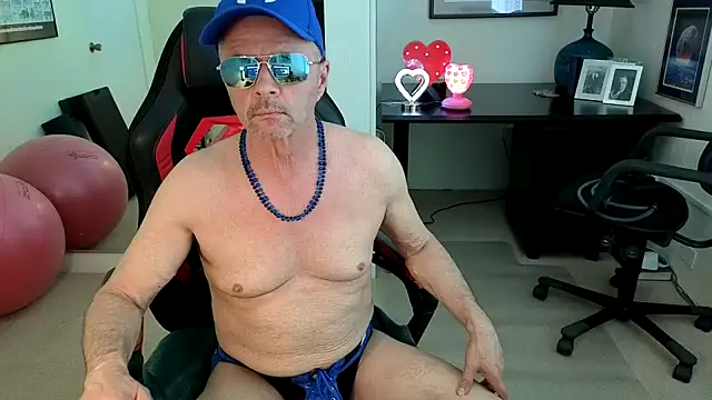 Snapshot of hotdadbod chatting on 19, 9, 2025 hotdadbod online show from 19, 9, 2025