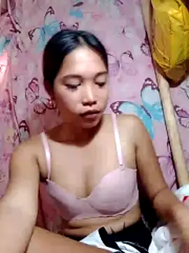 Snapshot of hottie_zaira chatting on 18, 5, 2026 hottie zaira online show from 18, 5, 2026
