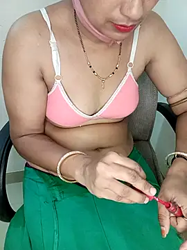 Snapshot of saina_baby chatting on 19, 6, 2026 saina baby online show from 19, 6, 2026