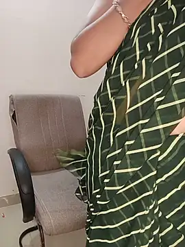 Snapshot of saina_baby chatting on 11, 6, 2026 saina baby online show from 11, 6, 2026