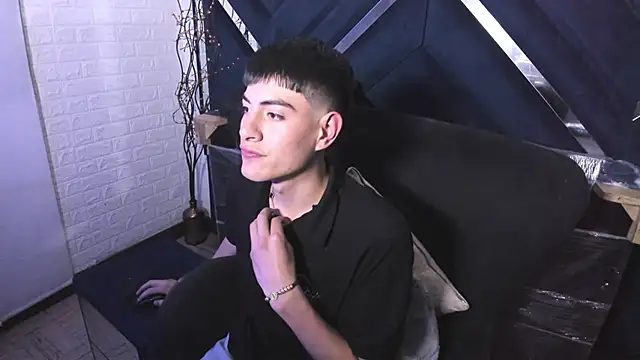 andylol330 online show from 18, 7, 2026