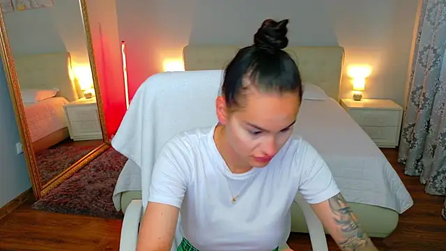 BabyyGirll  online show from 28, 5, 2026