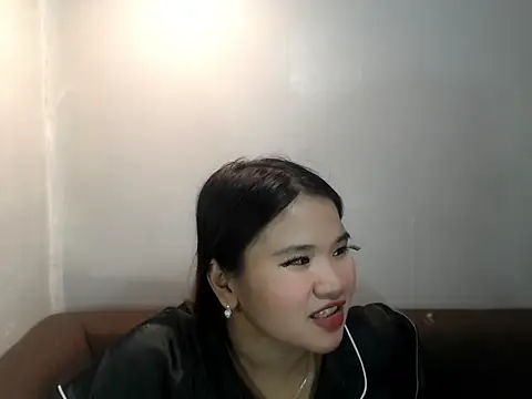 xLovelyMaxinex online show from 14, 5, 2026