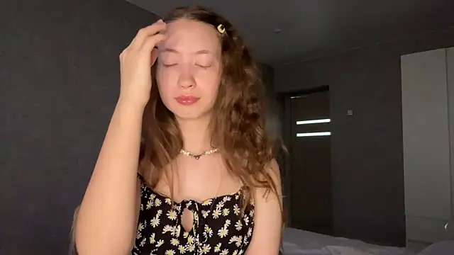 Emily Mur  online show from 21, 5, 2026
