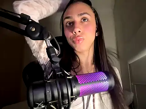 Snapshot of marquezaaa chatting on 9, 6, 2026 marquezaaa online show from 9, 6, 2026