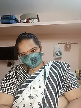 Snapshot of pirainilla chatting on 5, 7, 2026 pirainilla online show from 5, 7, 2026