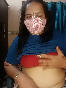 Snapshot of pirainilla chatting on 15, 6, 2026 pirainilla online show from 15, 6, 2026