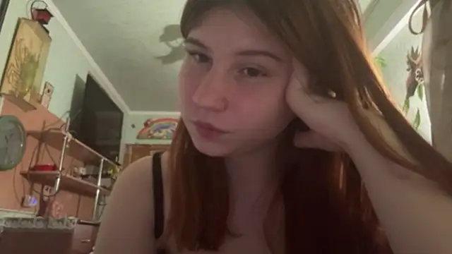 EmmaLovelyBB online show from 22, 5, 2026