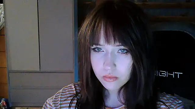 Snapshot of NoirEva chatting on 22, 5, 2026 NoirEva online show from 22, 5, 2026