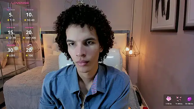 Snapshot of felix_haze chatting on 28, 5, 2026 felix haze online show from 28, 5, 2026