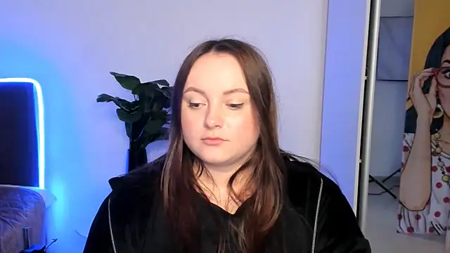 Lola BERRY22 online show from 13, 5, 2026