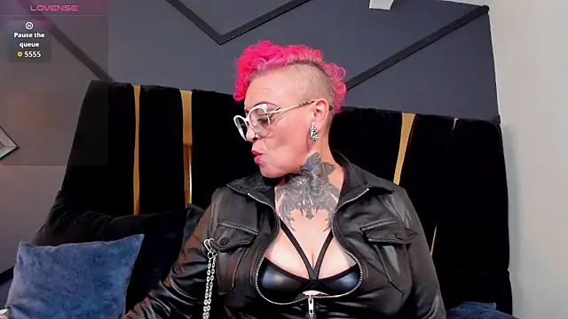 mistress sandy online show from 8, 6, 2026