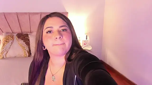 Anniie Carther online show from 25, 5, 2026