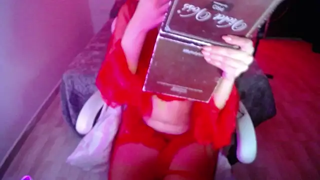Snapshot of LiLuciana chatting on 3, 7, 2026 LiLuciana online show from 3, 7, 2026