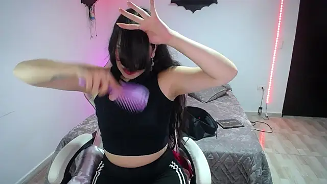 Snapshot of LiLuciana chatting on 30, 6, 2026 LiLuciana online show from 30, 6, 2026