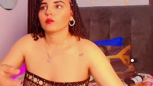Snapshot of Sol__Latina chatting on 16, 6, 2026 Sol Latina online show from 16, 6, 2026