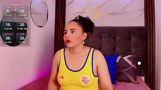 Snapshot of Sol__Latina chatting on 19, 6, 2026 Sol Latina online show from 19, 6, 2026
