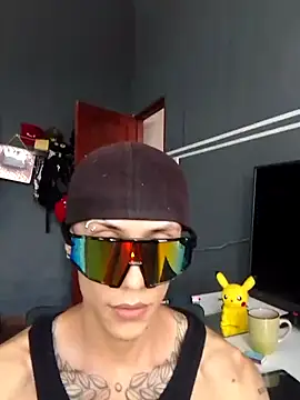 maxwell crazy1 online show from 24, 5, 2026