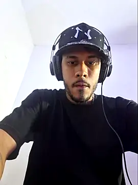 Snapshot of boyzac_ chatting on 3, 6, 2026 boyzac online show from 3, 6, 2026