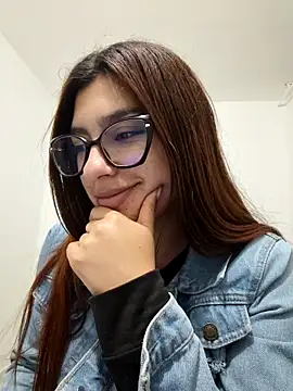 cutetemari online show from 12, 6, 2026