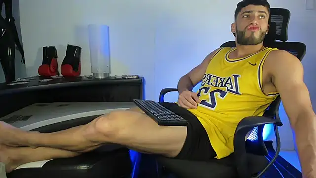 Snapshot of gato_pascal chatting on 4, 7, 2026 gato pascal online show from 4, 7, 2026
