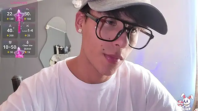 Snapshot of Chris_pz chatting on 20, 5, 2026 Chris pz online show from 20, 5, 2026
