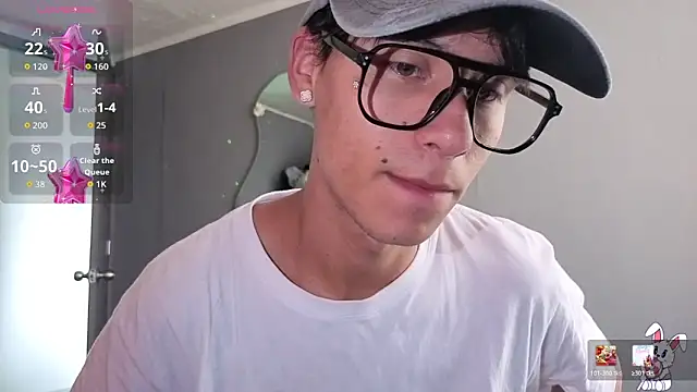 Snapshot of Chris_pz chatting on 19, 5, 2026 Chris pz online show from 19, 5, 2026