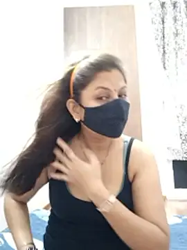 Snapshot of hot_kiran2000 chatting on 20, 6, 2026 hot kiran2000 online show from 20, 6, 2026