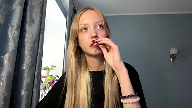 Snapshot of NievesHackey chatting on 26, 6, 2026 NievesHackey online show from 26, 6, 2026