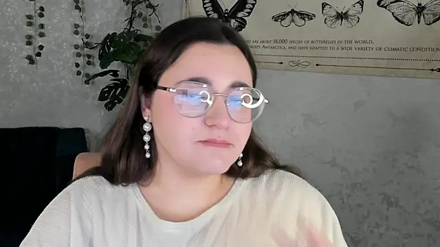 Snapshot of Ayleen_Gece chatting on 19, 5, 2026 Ayleen Gece online show from 19, 5, 2026
