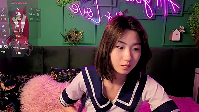 Snapshot of Runi_Asian chatting on 30, 6, 2026 Runi Asian online show from 30, 6, 2026