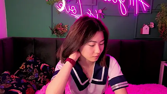 Snapshot of Runi_Asian chatting on 14, 6, 2026 Runi Asian online show from 14, 6, 2026