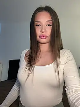 Snapshot of BeautyBella_ chatting on 23, 5, 2026 BeautyBella online show from 23, 5, 2026