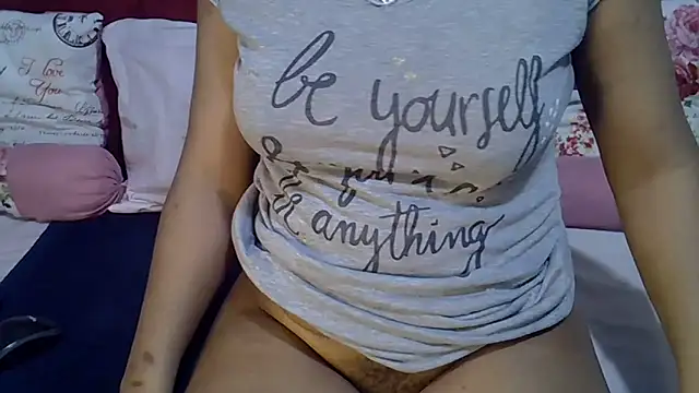 Queenleahx online show from 6, 6, 2026