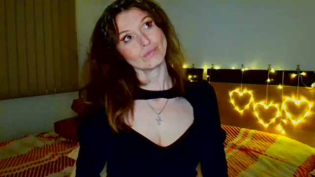 Snapshot of LoveElenika chatting on 31, 5, 2026 LoveElenika online show from 31, 5, 2026