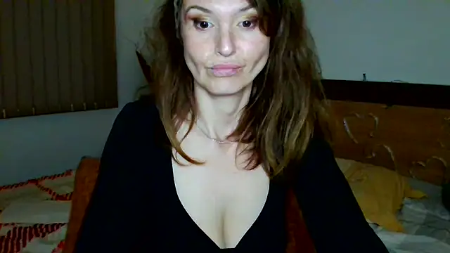 Snapshot of LoveElenika chatting on 21, 6, 2026 LoveElenika online show from 21, 6, 2026