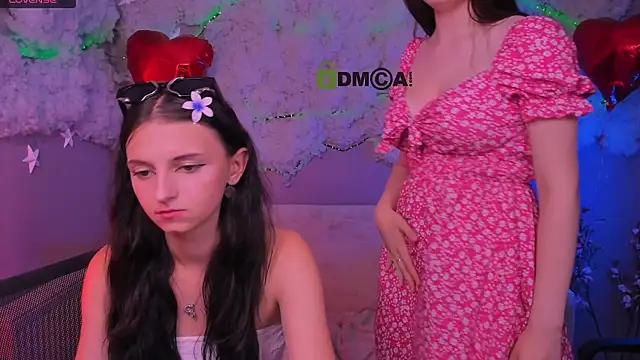 caroline honeyy online show from 14, 7, 2026