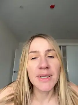 Snapshot of AnnaMist_ chatting on 24, 5, 2026 AnnaMist online show from 24, 5, 2026