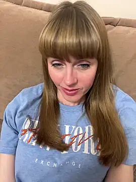 Kamilochka29511 online show from 15, 6, 2026