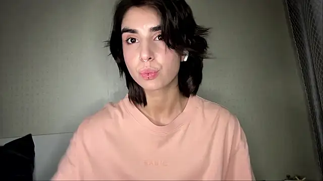 JessiaRuezga online show from 11, 6, 2026