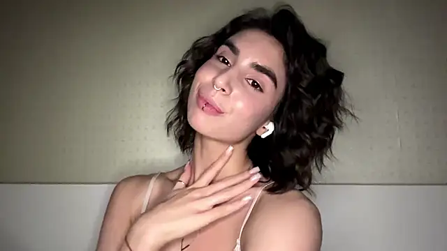 JessiaRuezga online show from 30, 5, 2026