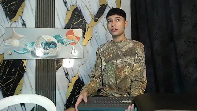 Snapshot of KING_LOVERS1 chatting on 30, 6, 2026 KING LOVERS1 online show from 30, 6, 2026