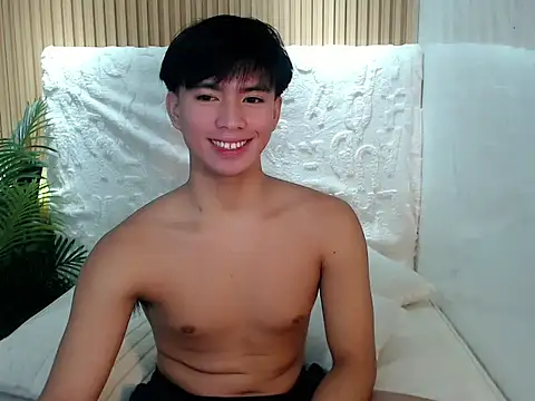 Snapshot of horny_jamesxx chatting on 23, 5, 2026 horny jamesxx online show from 23, 5, 2026