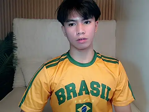 Snapshot of horny_jamesxx chatting on 25, 5, 2026 horny jamesxx online show from 25, 5, 2026