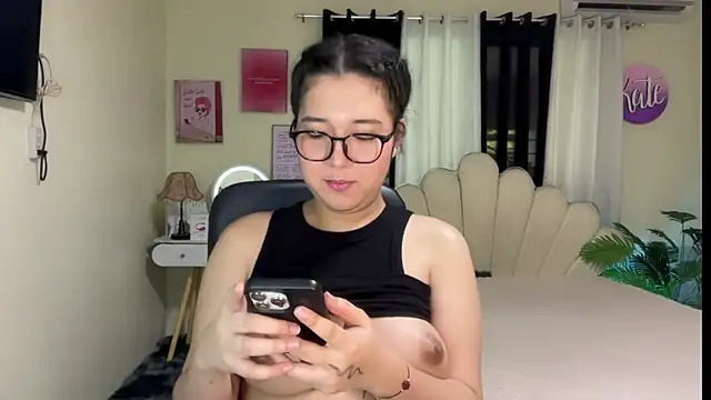 Snapshot of RingMyBelle chatting on 22, 6, 2026 RingMyBelle online show from 22, 6, 2026