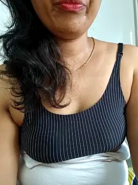 Snapshot of Radhika_rekha_kannada chatting on 29, 5, 2026 Radhika rekha kannada online show from 29, 5, 2026
